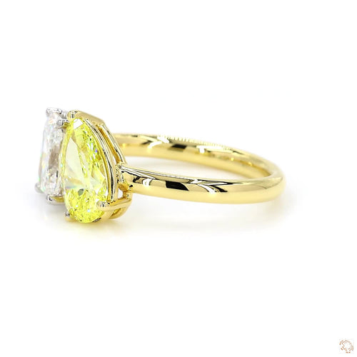 Toi et Moi Lab Yellow and White Diamond Cocktail  Ring